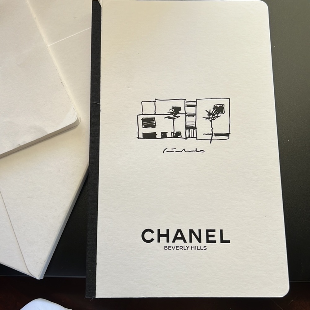CHANEL NOTEBOOK- Blank Chanel Notebook 8.25”H x 5.10” W x .25” D White Pages NIE - Picture 14 of 16